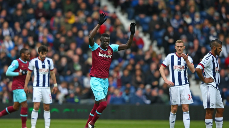 Cheikhou Kouyate opened the scoring for the visitors