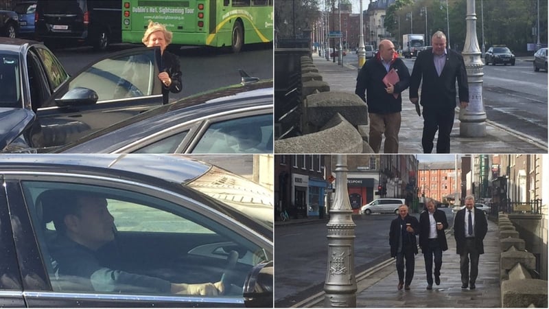 Fine Gael are holding talks with two groupings of Independents - the Independent Alliance and the Rural Alliance