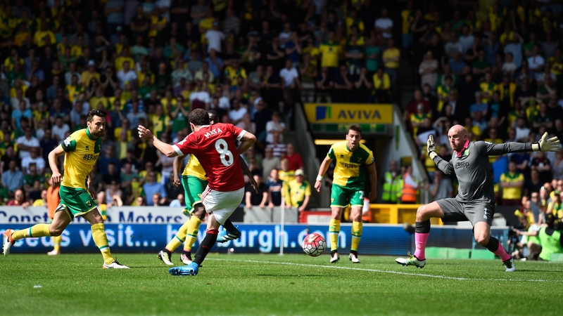 Juan Mata opened the scoring for Man Utd