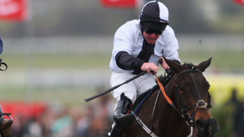 Rawnaq took the Calvin Houghland Iroquois Hurdle