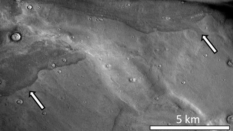 The white arrows show the older tsunami lobate upper reaches (Pic: Alexis Rodriguez)