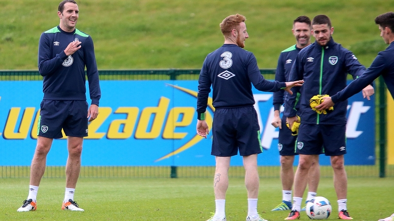John O'Shea (L) at Ireland training today