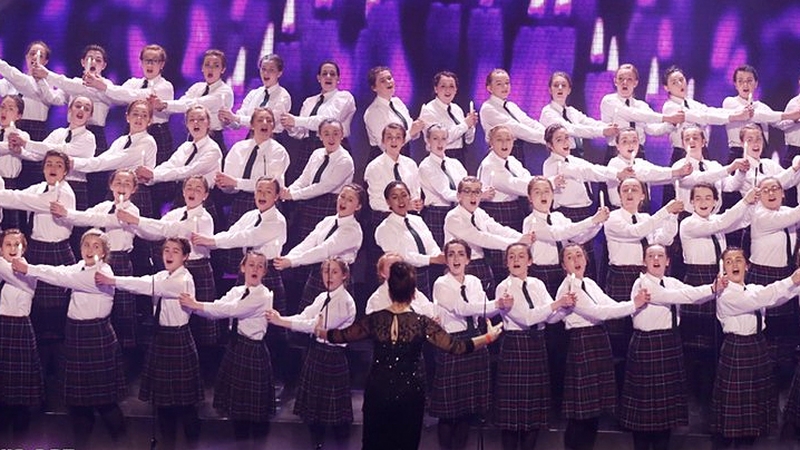 Presentation School Choir with their rendition of Avé Maria