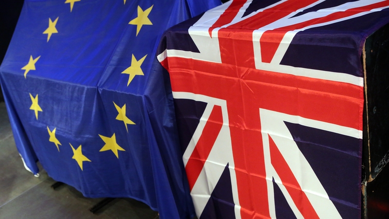 A 2001 study estimated there were 18,000 daily cross-border commuters - however that figure could be as high as 30,000