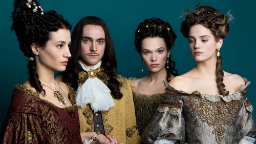 All's Versailles in love and war