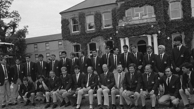 1988 - The Republic of Ireland squad pictured at Finnstown House before heading to Germany