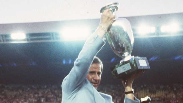 1984 - French team coach Michel Hidalgo