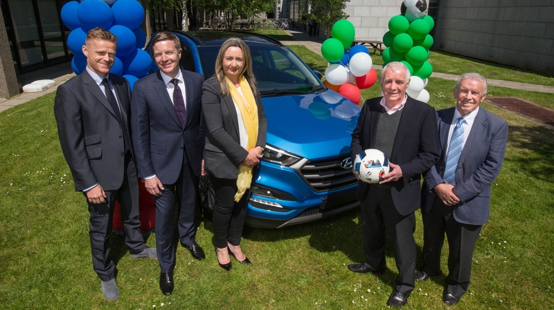 Dunphy, second right, at the recent announcement that Hyundai Ireland will sponsor RTÉ's Euro 2016 coverage