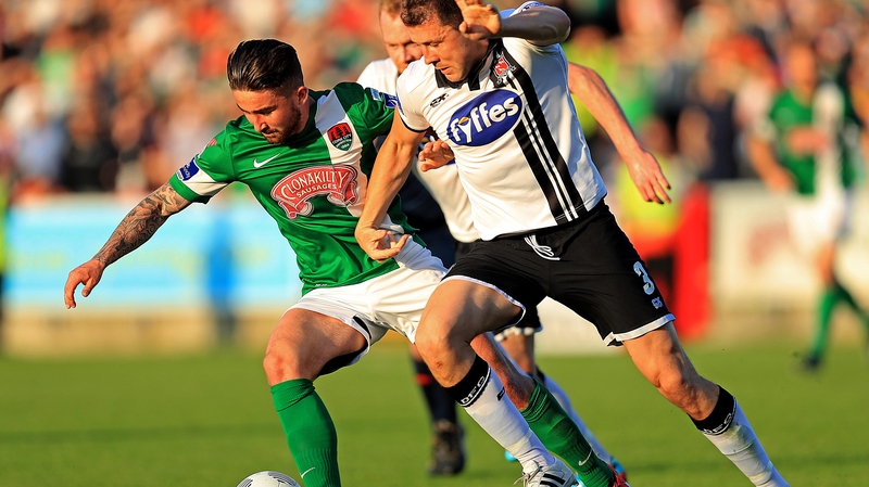 Sean Maguire tussles with Brian Gartland
