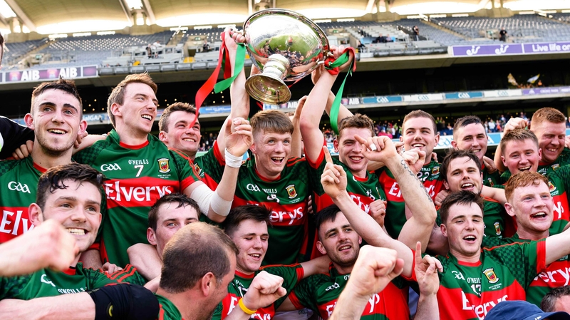 Mayo celebrate with the cup