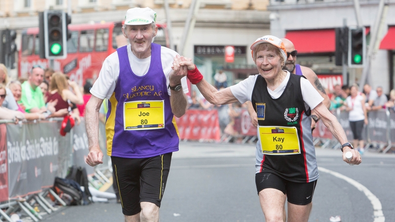 Joe and Kay O'Regan, an 80-year-old couple from Co Wexford, finished the marathon hand-in-hand