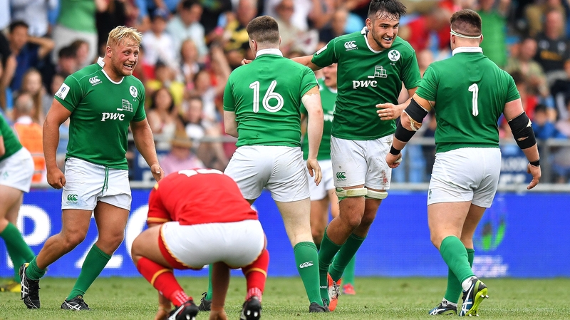 Ireland players celebrate their victory