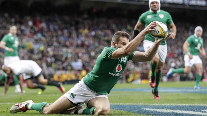 Jared Payne touches down early on