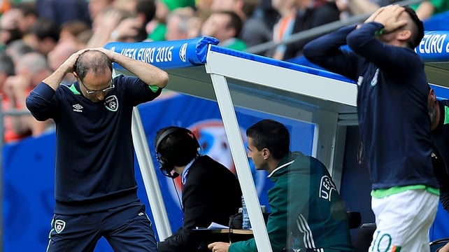 Ireland boss Martin O'Neill and his assistant Roy Keane react to a missed chance.