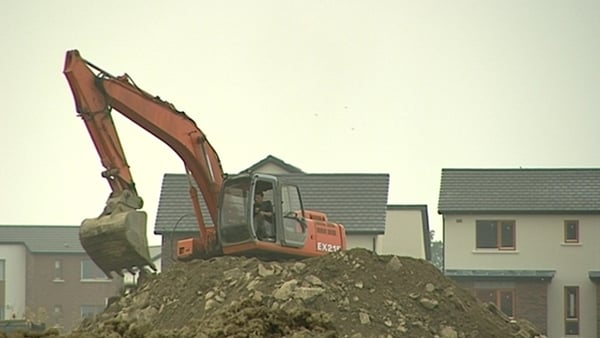 Shortages of staff and materials at suppliers caused a build-up in constructions companies backlogs of work in February