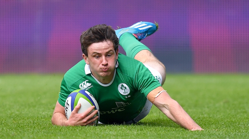 Hugo Keenan scores Ireland's first try against Georgia