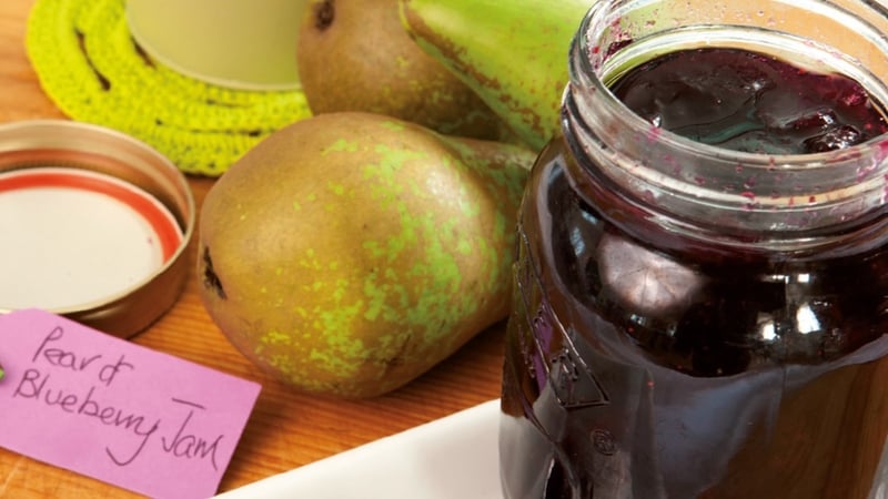 Jammin with Catherine Fulvio: Spicy Blueberry/Pear