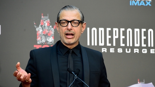 Jeff Goldblum: "The wonderful Liam Hemsworth is spectacular"