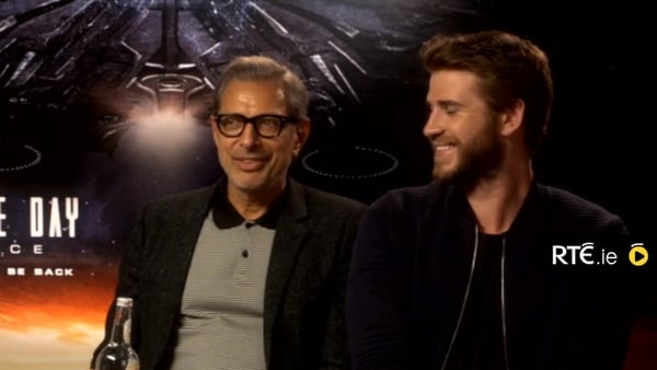 Exclusive! Hemsworth and Goldblum talk Independence Day