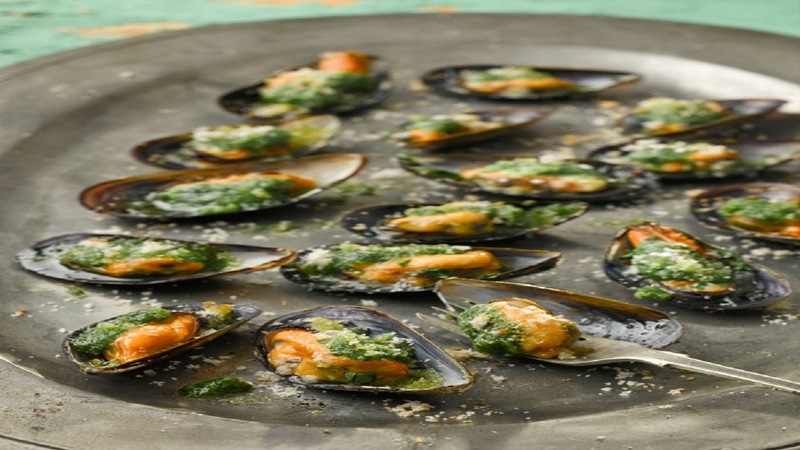 Light and easy party snackers.