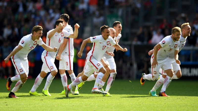 Will you get behind our Polish friends?