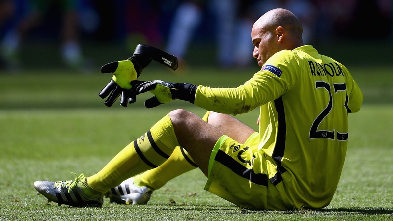 Darren Randolph shows his disappointment after the final whistle