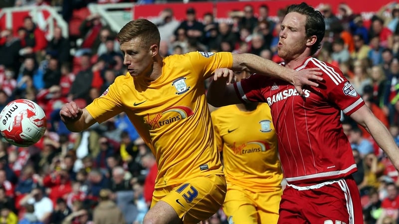 Eoin Doyle (L) spent most of last season on loan at Preston