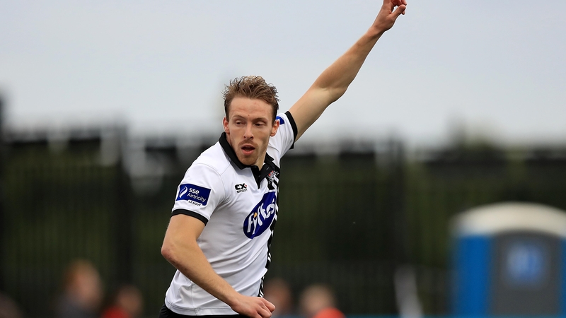 Dundalk stay second after their victory in Donegal