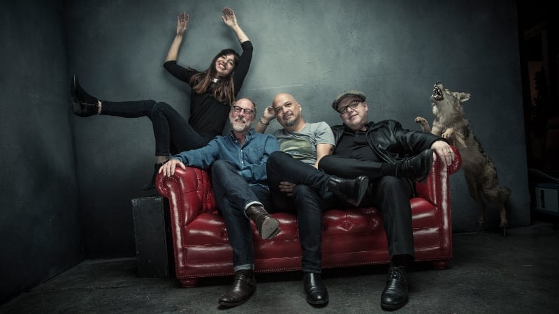 Pixies: couch surf rock