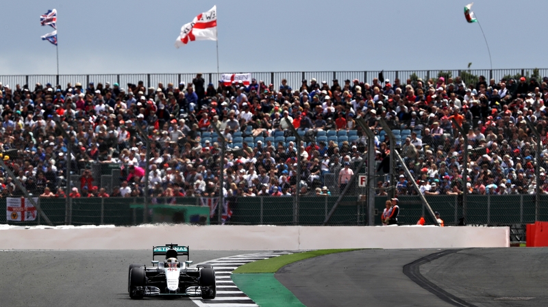 Lewis Hamilton believes he can overtake Nico Rosberg this weekend