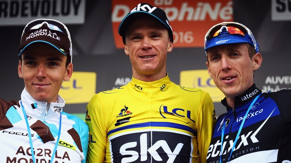 Martin (R) lies in third behind race leader Chris Froome (yellow)