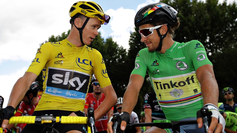 Chris Froome (L) with stage winner Peter Sagan