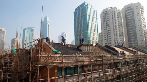 China's central bank has cut a key benchmark lending rate used to price mortgages in an effort to kickstart its housing market