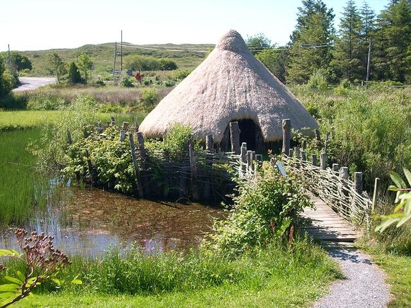 Who know's their Crannógs from their Hill Forts?