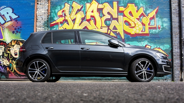 VW Golf GTE