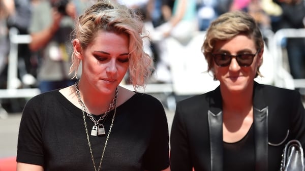 Kristen Stewart is "really in love" with girlfriend Alicia Cargile
