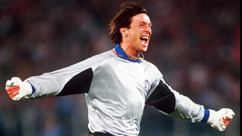 Walter Zenga in his pomp during Italia 90