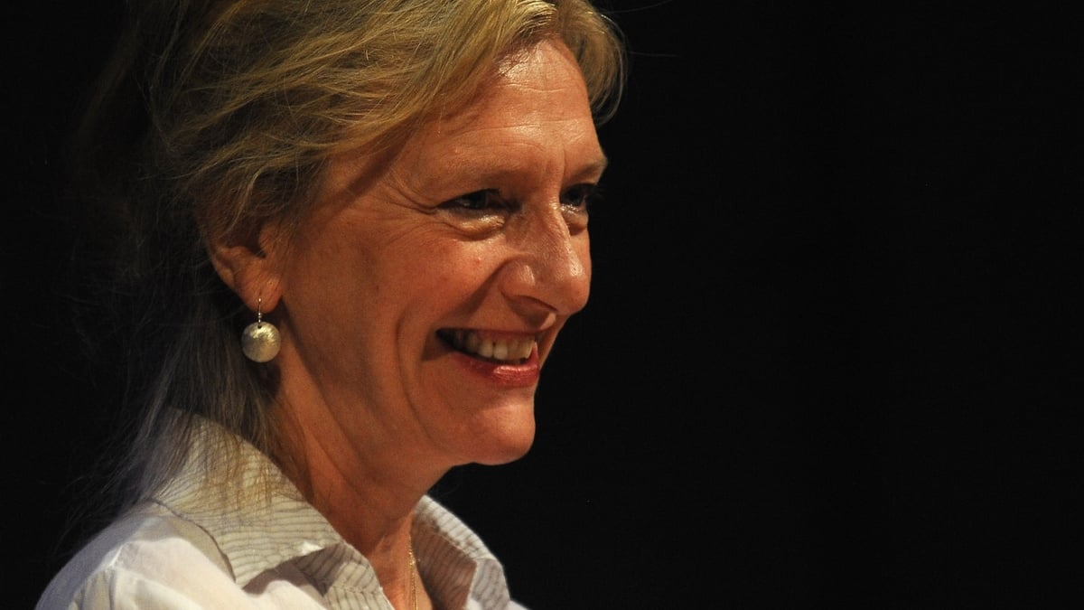 "Between hope and despair" - Elizabeth Strout on US politics 