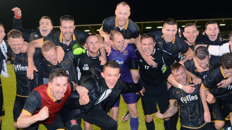Dundalk players celebrate at full-time