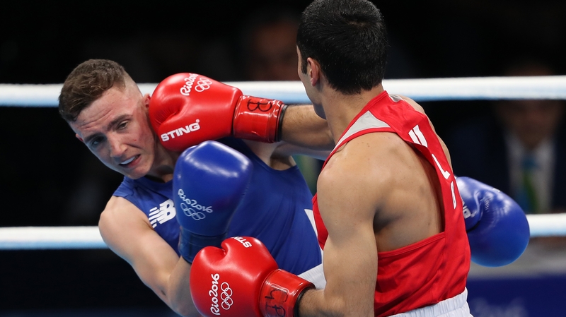 Brendan Irvine is caught by Shakhobidin Zoirov