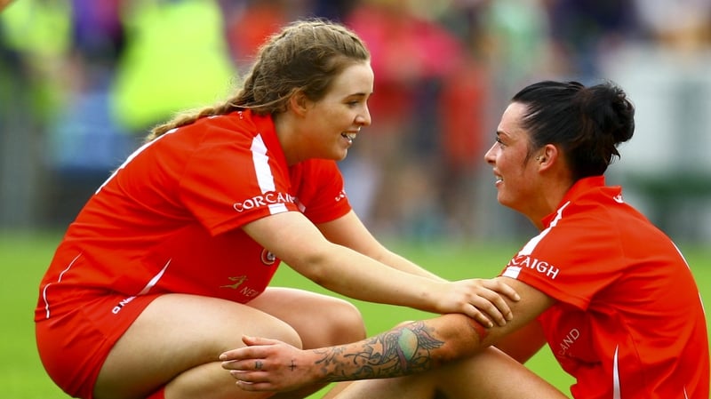 Cork's Jennifer Barry (L) celebrates with Ashling Thompson