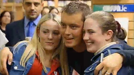 Brian Dowling Book Signing (2001)