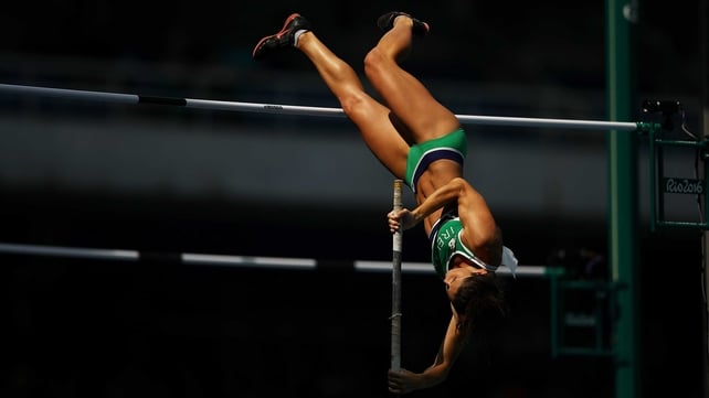Tori Pena cleared 4.3m in the women’s pole vault, but failed to progress to the final.