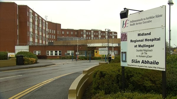 Three people were taken to hospital in Mullingar
