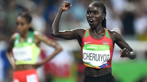 Kenya's Vivian Jepkemoi Cheruiyot celebrates after she won the Women's 5000m Final
