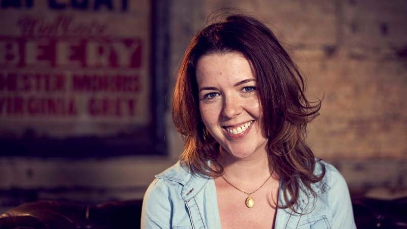 Derry native Lisa McGee has written a new sitcom set in the city during the run-up to the 1994 ceasefire