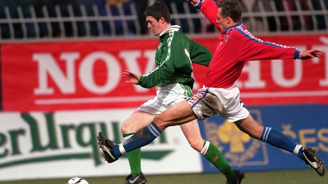 Keane's first senior cap came against the Czech Republic in March 1998