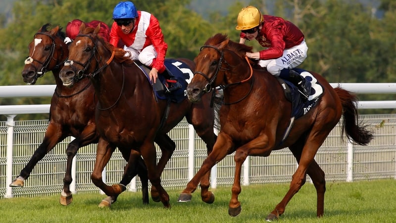 Lightning Spear (right) gets up under Oisin Murphy