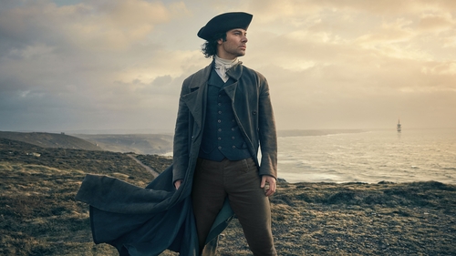 Aidan Turner says he struggles with Poldark's accent
