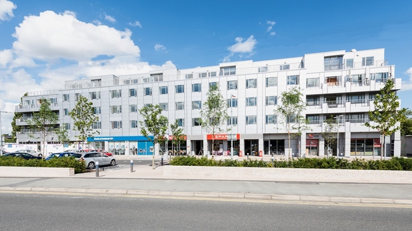 The site has been re-developed to provide student accommodation over five floors as well as commercial space at ground floor level